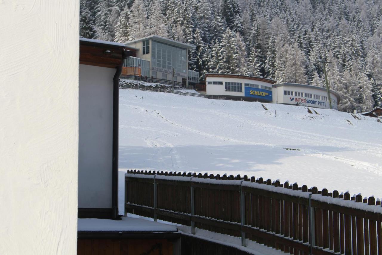 Ferienwohnung Auszeit Stubai Fulpmes Exterior foto
